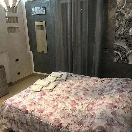 La Casa Di Elena Daire Sannicandro di Bari Dış mekan fotoğraf