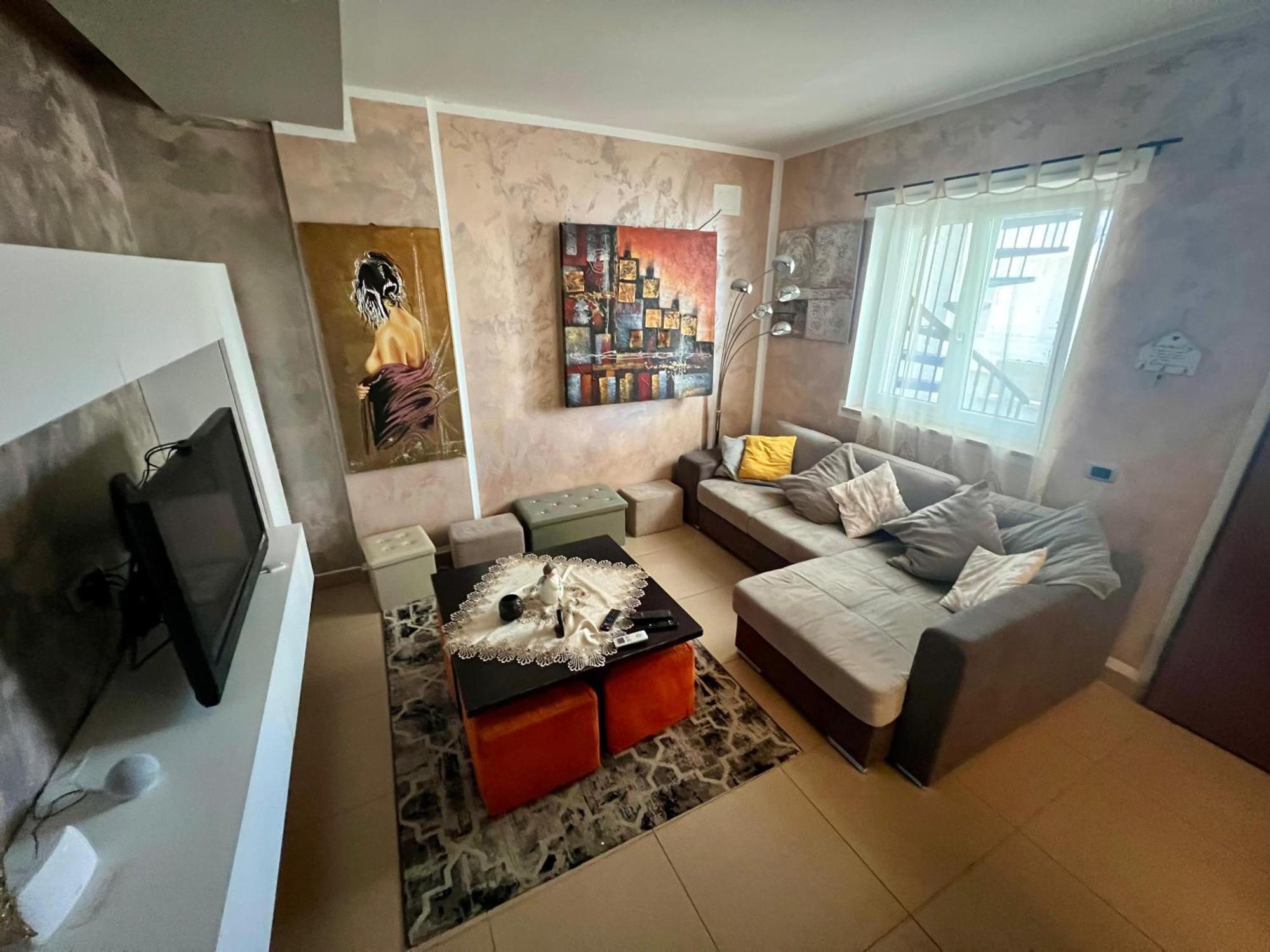 La Casa Di Elena Daire Sannicandro di Bari Dış mekan fotoğraf